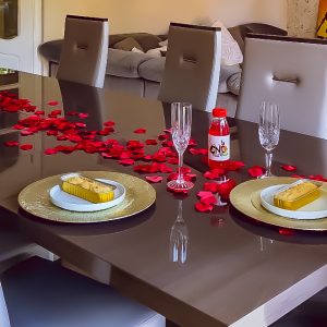 Valentine's Day Special - Dessert and Drinks for Two